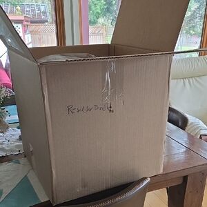 Reseller Bundle, Large Box, Clean Excellent Condition